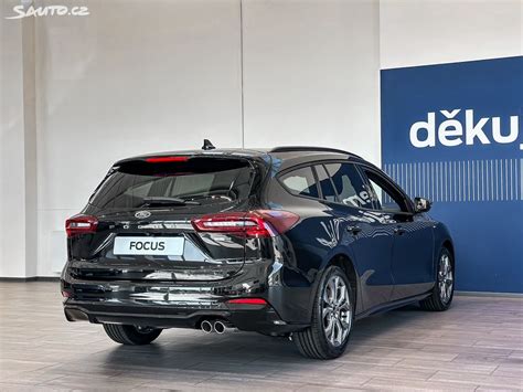 Infografika: Přehled systémů podvozku Ford Focus a běžné zdroje klepání