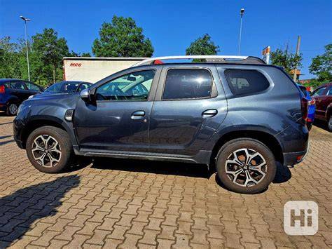 Infografika: Srovnání spotřeby mezi Dacia Duster diesel a benzín