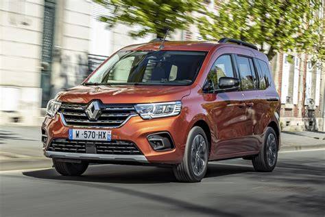 Infografika: Přehled klíčových komponent podvozku Renault Kangoo a jejich role