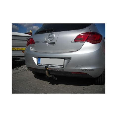 Detailní pohled na odnímatelný bajonetový systém tažného zařízení Galia