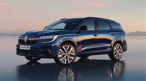 Infografika: Rozmístění sedadel a objem zavazadelníku Renault Espace
