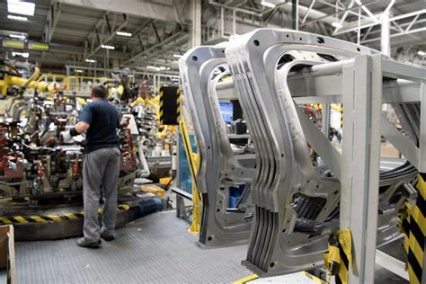 Ilustrační foto palivové hadice pro automobilový průmysl