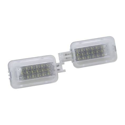 Infografika: Porovnání LED variant pro interiér vozu a tipy na montáž