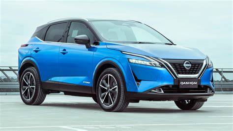 Graf objemů motorů a výkonů jednotlivých verzí Nissan Qashqai