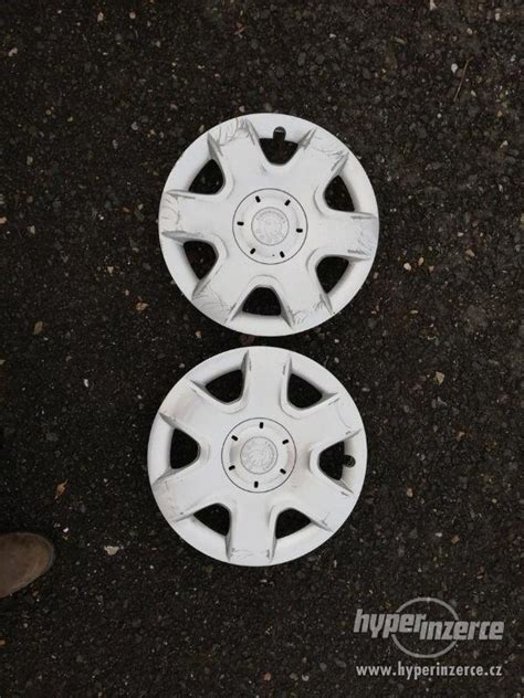 Ilustrační foto sady krytů kol ITAH VAN pro dodávky