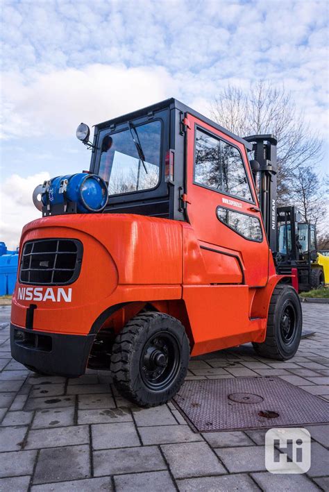 Infografika: Jak postupně vyhledat Nissan vysokozdvižný vozík díly na JVD Parts