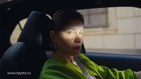 Obrázekhouby: billboard reklamy Toyota a hudební motivy
