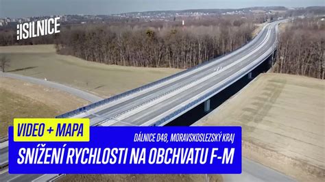 Fotografie australské dálnice s omezením rychlosti