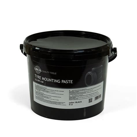 Montážní pasta a olej na pneumatiky