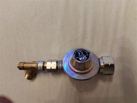 vyjmutý filtrbox a přístup k plynovému lanku