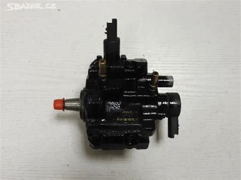 Detailní pohled na vysokotlaké palivové čerpadlo Denso