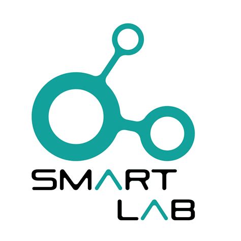 logo Smart s prózným šipkovým symbolem vpřed