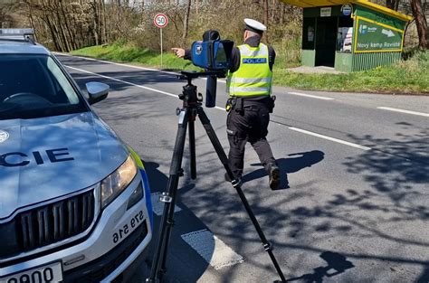 Infografika: Bezpečnost na silnicích a vyšetřovací postupy policie