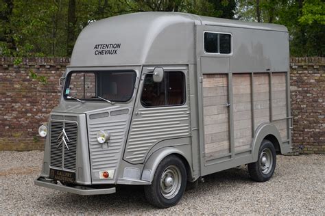 Citroën HY long version photograph tied to veteran status