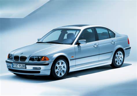 Infografika: Schéma motoru BMW E46 330d a rozložení hlavních subsystémů