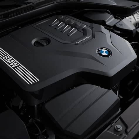 Infografika: Přehled motorů v BMW Řady 3 (318i, 320i, 330i, 340i) a jejich výkonů
