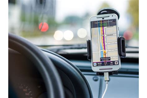 Infografika: Přehled typů držáků na mobil do auta a jejich výhody