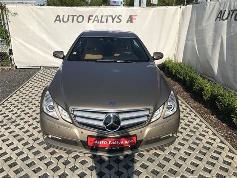 Luxusní Mercedes-Benz třídy E, rok 2009 - vizualizace
