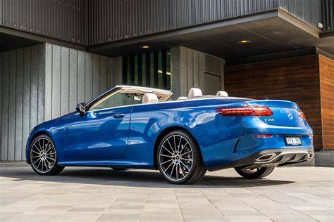 Mercedes-Benz E 300 AMG cabriolet, rok 2018 - vizualizace