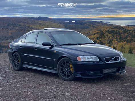 Mapka výrobních závodů Volvo a orientační rozpracování modelu S60 R