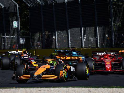 Detailní modely monopostů a dynamika pneumatik ve F1 Challenge