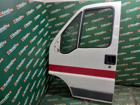 Infografika: Jak funguje pouzdro čepu a posuvné dveře Fiat Ducato
