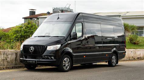 Infografika: Mercedes-Benz Sprinter - klíčové parametry a dostupné konfigurace