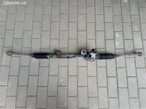 Fotografie z oprav hřebenu řízení Nissan Primera P12