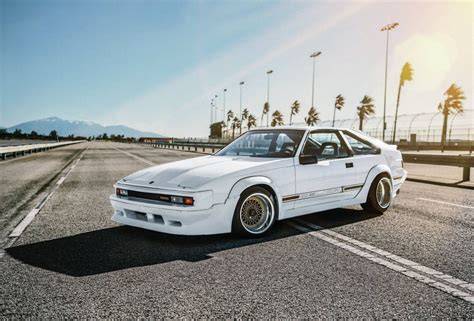 Obrázek: Toyota Celica Supra MK1 a MK2 - starší generace