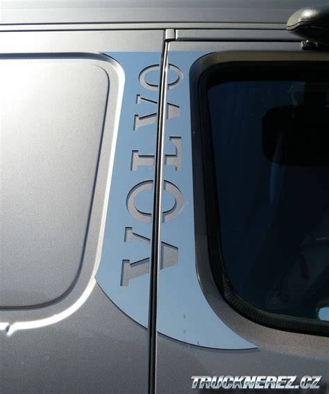dřevěný dekor pro dveře Volvo