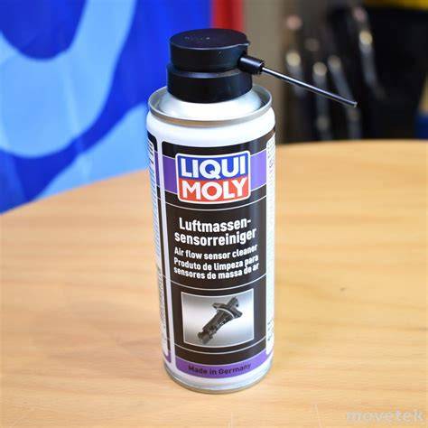 plechovka čističe MAF Liqui Moly 4066 a aplikace na senzor