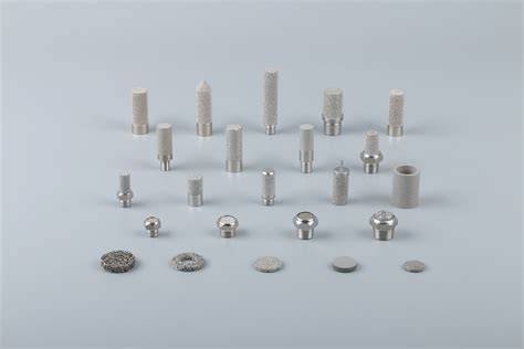 Ilustrace rozdílu destiček podle materiálu: sintered, organic, sintered-metal