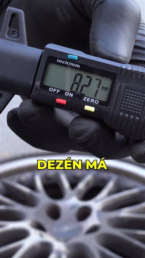 Graf vzorku pneumatik a jejich životnosti podle typu (letní, zimní, celoroční)