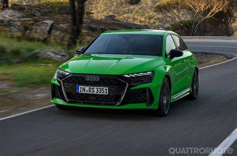 Foto: Audi RS3 FACELIFT - interiér a HUD