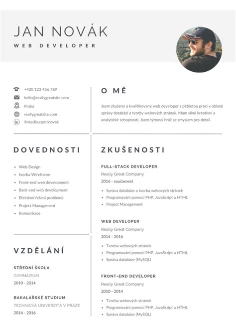 Infografika: Jak vypadá správný postup vyjmutí předního blinkru z venku a co zkontrolovat