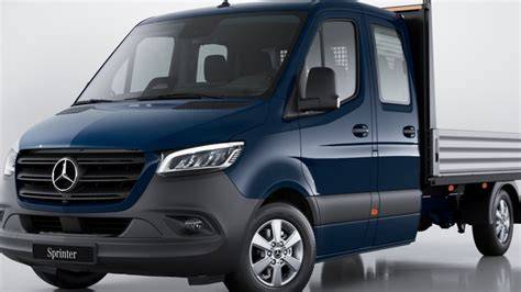 Infografika: Přehled verzí a typů Mercedes Sprinter