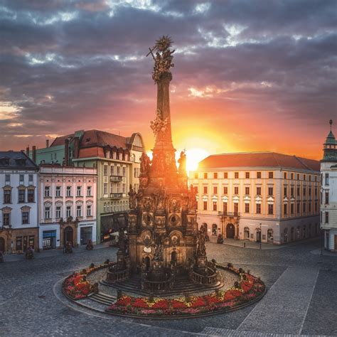 Ilustrace města, kde je zdůrazněna plynulá jízda s CVT