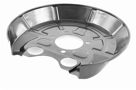 Detailní pohled na ochranný plech brzdového kotouče