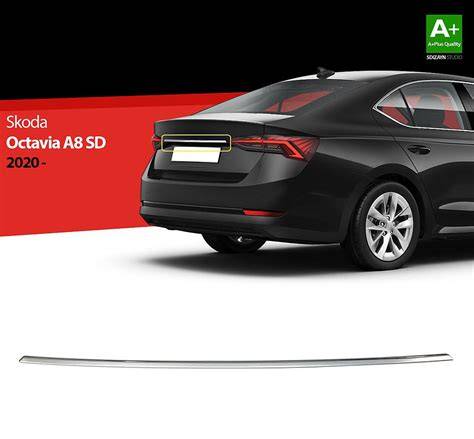 Infografika: Rozměry krytky SPZ pro Škoda Octavia I a typy upevnění