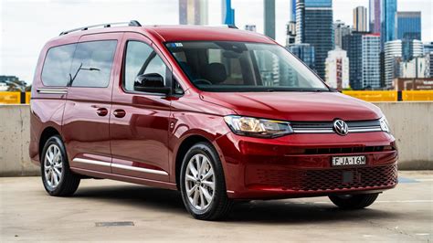 Volkswagen Caddy s tažným zařízením, ilustrace montáže