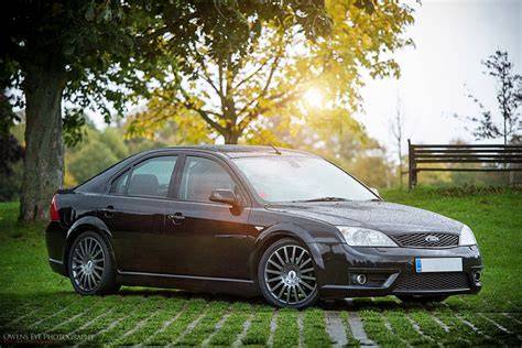 Infografika k motoru a výkonům Ford Mondeo MK3 ST: rozměry, výkon, točivý moment