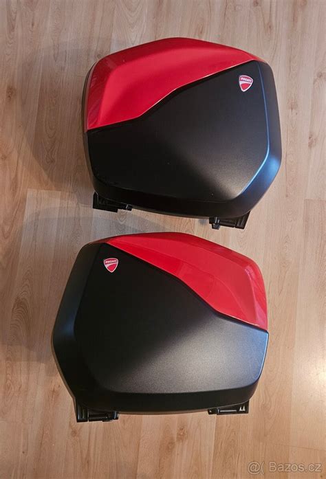 boční kufry AERO ABS na motocyklu Ducati Multistrada
