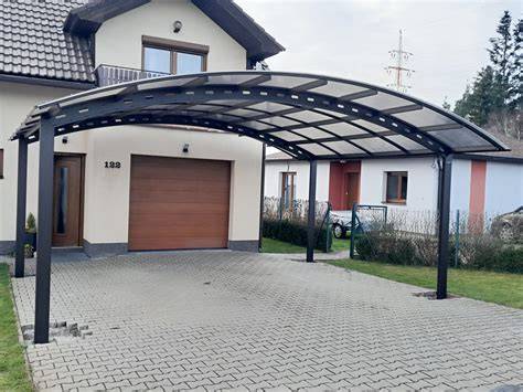 Infografika: Srovnání variant Steel D - DESIGN a Steel D - LIGHT