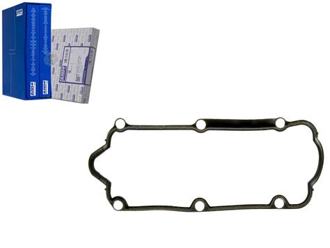 Detail těsnění víka ventilů a olejové vany u motoru 1.2 HTP