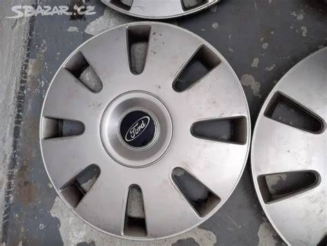 Kvalitní a odolné materiály poklic Ford