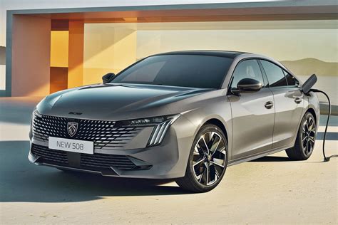 Archivní fotografie modelu Peugeot 508 první generace