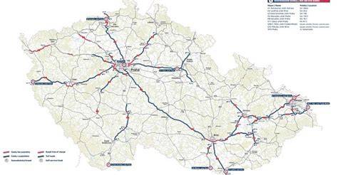 Mapa přístupů k sběrnému dvoru z hlavní silnice u kostela přes most přes řeku Labe směrem k železniční zastávce „město“.