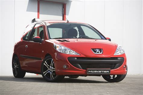 Galerie: Peugeot 206 - designové změny, interiér a technika
