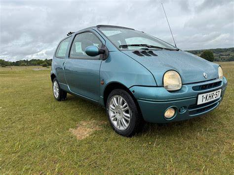Porovnání světlometů Renault Twingo 2003