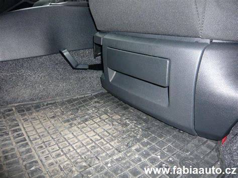 schránky Škoda Fabia a Rapid
